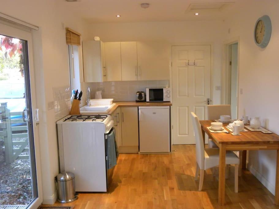 Oakey Orchard - Cosy Apartment In Tamar Valley, Cornwall Saint Dominick Esterno foto
